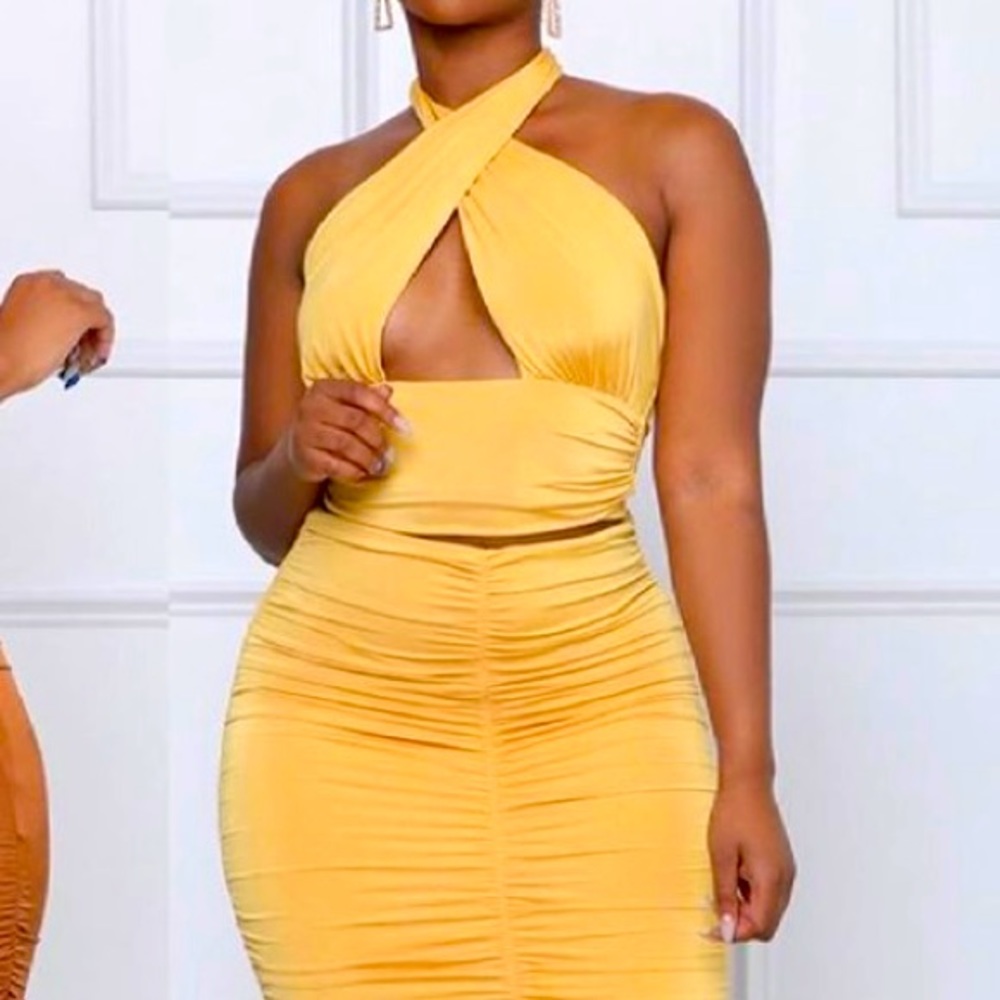 Sunshine halter and skirt set